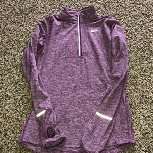 xs nike half zip